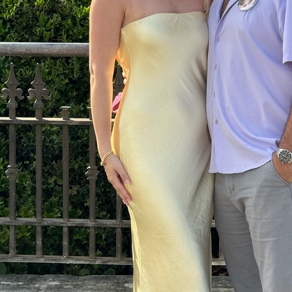 MESHKI Strapless Midi Dress- Butter Yellow - Picture 3 of 7